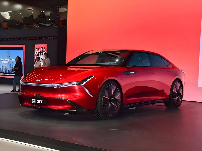 O cupê elétrico puro de tamanho médio, o segundo modelo GT da marca Ye da Honda, fará sua estréia global no Show de Automóvel de Shanghai!