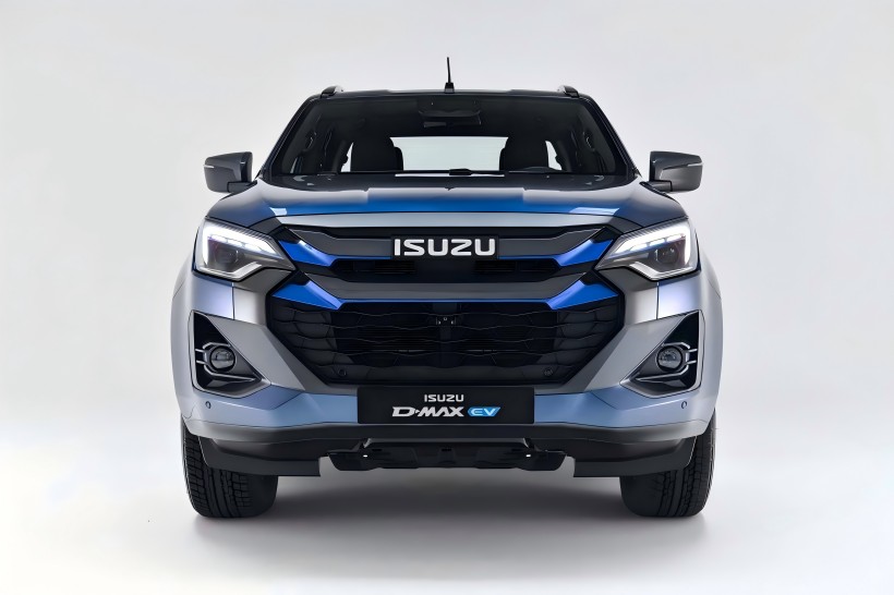 Isuzu lança imagens oficiais da caminhonete totalmente elétrica D-Max EV com trem de força de tração nas quatro rodas de motores duplos